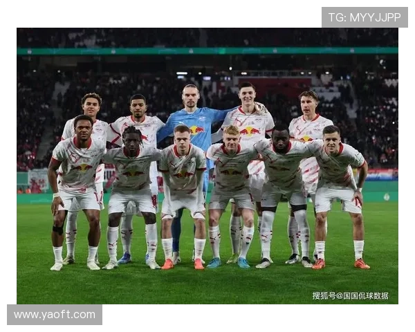 德甲焦点战汉堡力争摆脱降级险境不莱梅客场颓势急待破局困扰中突围